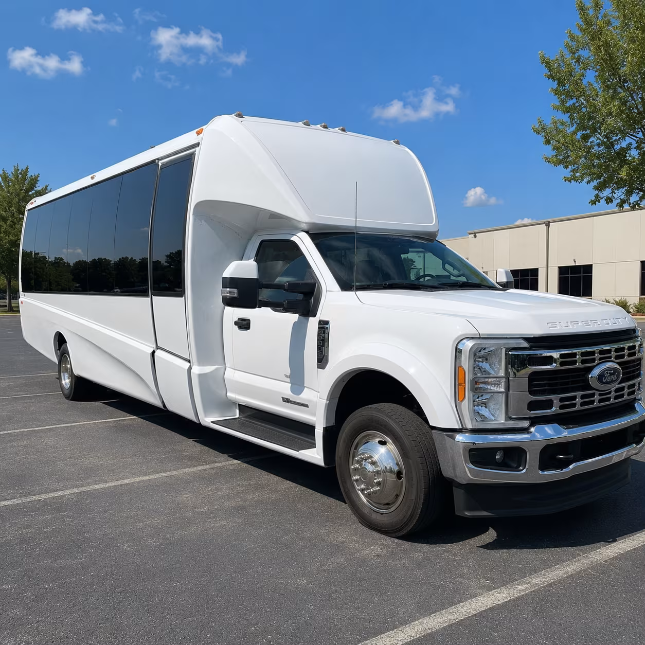 Lincoln Airport Shuttle & Transportation party bus exterior