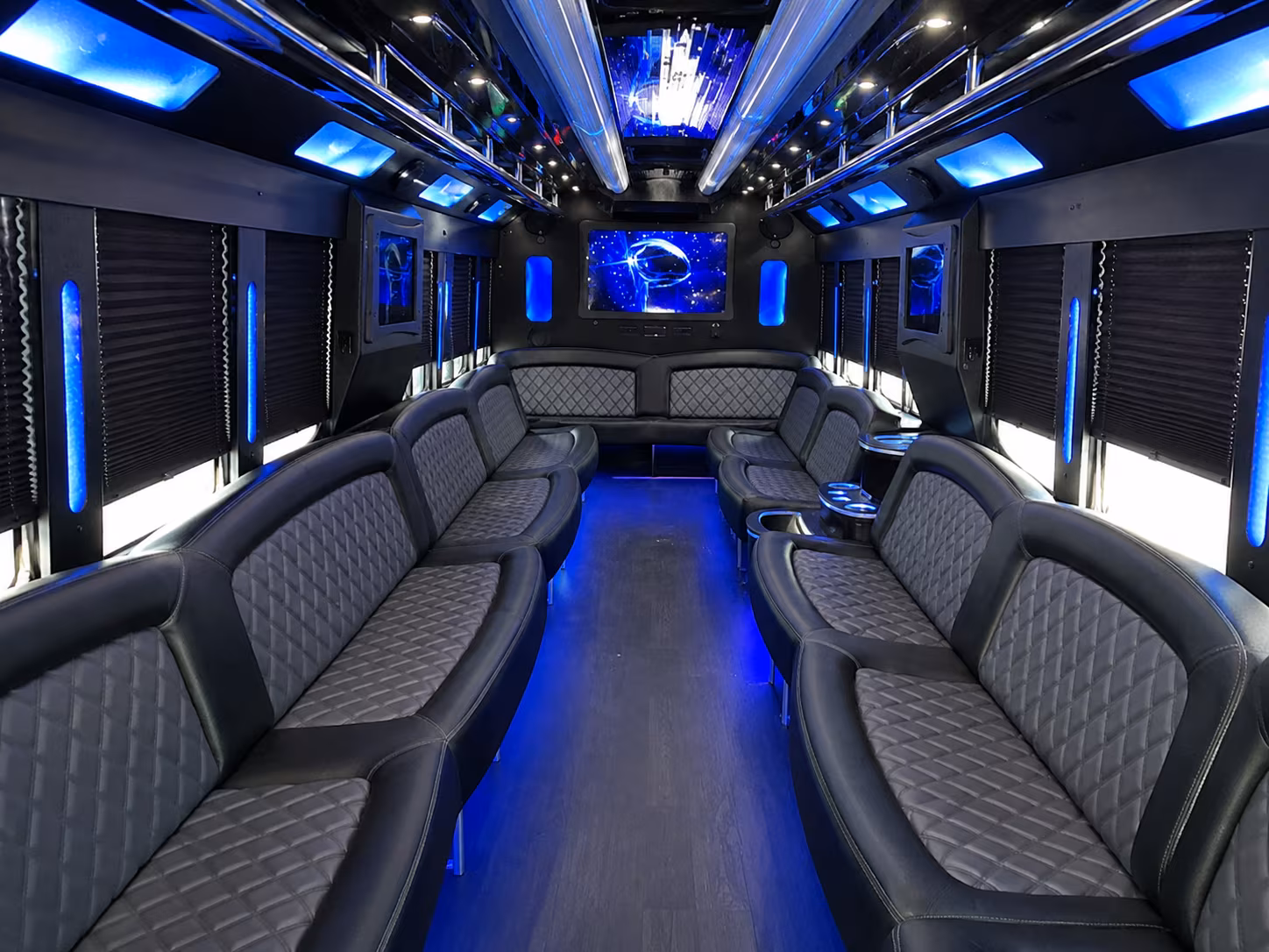 Lincoln Birthday, Sweet 16, & Quinceañera Transportation party bus exterior
