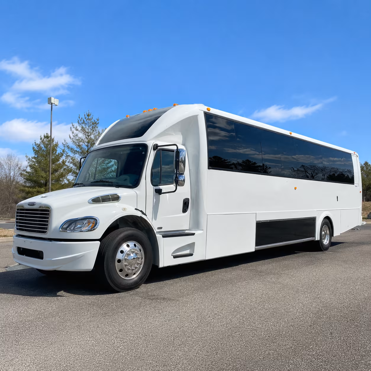 Lincoln Birthday, Sweet 16, & Quinceañera Transportation party bus exterior