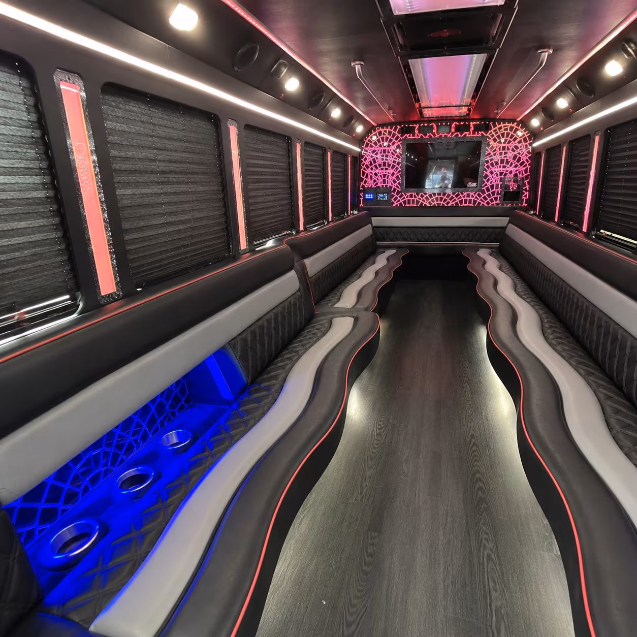 Lincoln Prom & Homecoming Transportation party bus exterior