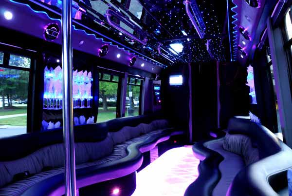 22 people party bus Beatrice
