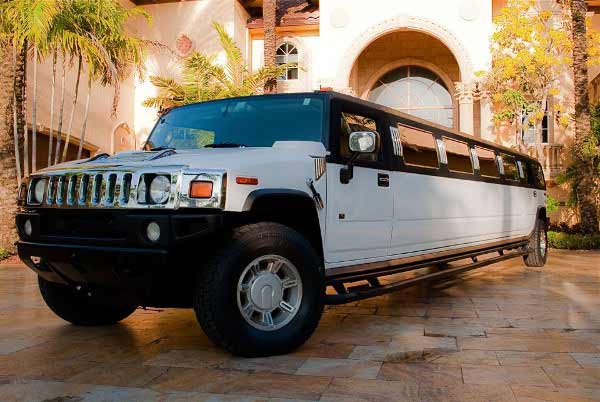 Hummer limo Beatrice