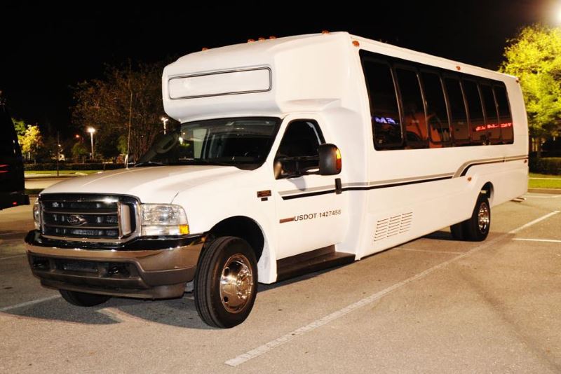 Lincoln 20 Passenger Party Bus